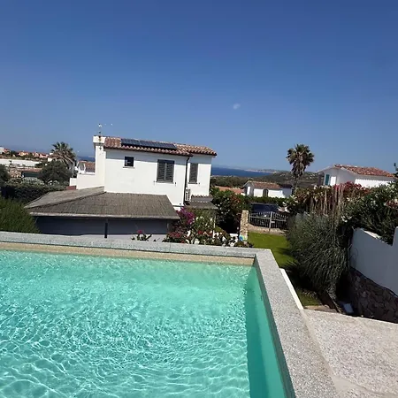 Emynik- Con Piscina E Vista Mare