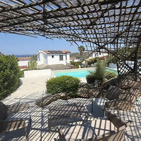 Emynik- Con Piscina E Vista Mare *