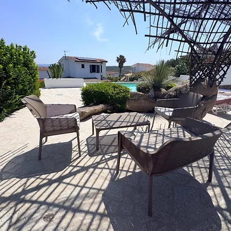 Emynik- Con Piscina E Vista Mare Villa *