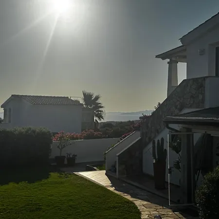 Emynik- Con Piscina E Vista Mare Villaggio La Marmoratina