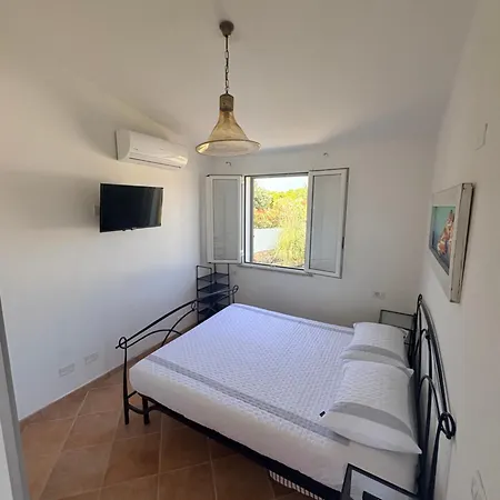 Villa Emynik- Con Piscina E Vista Mare